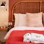 Epic & Exquisite 2 Bedroom W Beach & Pool Mangroovy